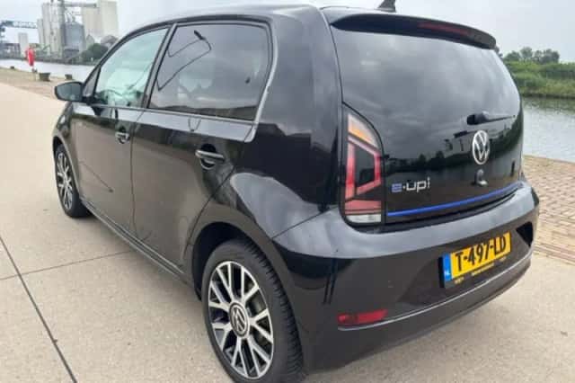 Volkswagen E-UP (2020) thumbnail 6