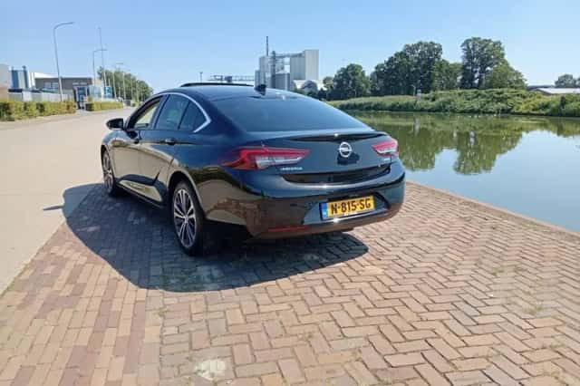 Opel Insignia (2017) thumbnail 5