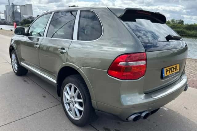 Porsche Cayenne (2008) thumbnail 5
