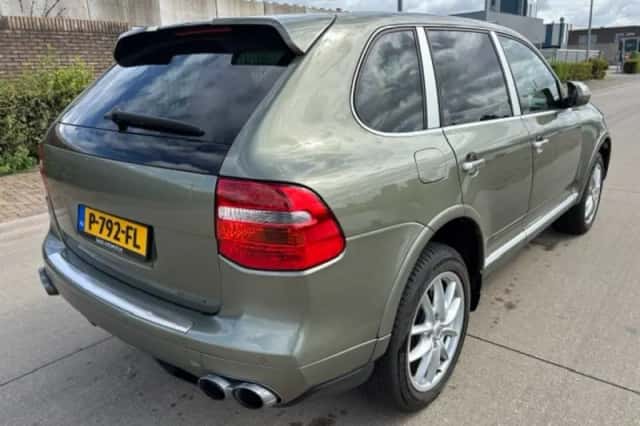 Porsche Cayenne (2008) thumbnail 6