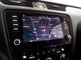 Škoda Octavia (2019) thumbnail 17