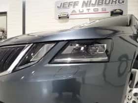 Škoda Octavia (2019) thumbnail 6