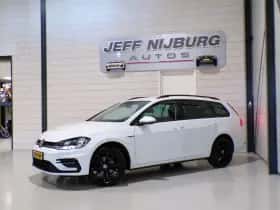 Volkswagen Golf (2017) thumbnail 2