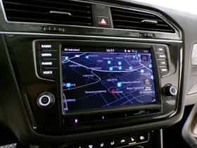 Volkswagen Tiguan (2017) thumbnail 21