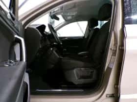 Volkswagen Tiguan (2017) thumbnail 28