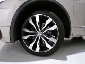 Volkswagen Tiguan (2017) thumbnail 5
