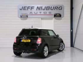 MINI Mini (2010) thumbnail 5