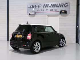 MINI Mini (2010) thumbnail 6
