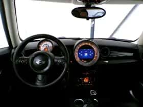 MINI Mini (2010) thumbnail 10