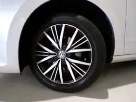 Volkswagen Golf (2016) thumbnail 5