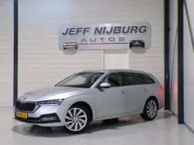 Škoda Octavia (2021) thumbnail 2