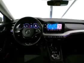 Škoda Octavia (2021) thumbnail 11