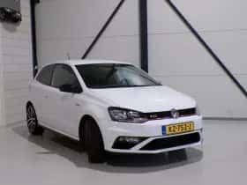 Volkswagen Polo (2015) thumbnail 3