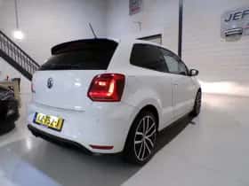 Volkswagen Polo (2015) thumbnail 28