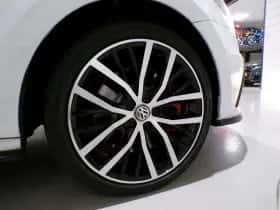 Volkswagen Polo (2015) thumbnail 30