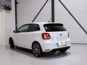 Volkswagen Polo (2015) thumbnail 9