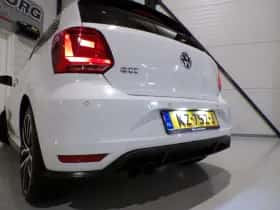 Volkswagen Polo (2015) thumbnail 10