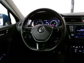 Volkswagen Tiguan (2016) thumbnail 11