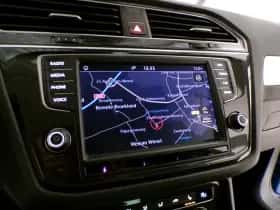 Volkswagen Tiguan (2016) thumbnail 13