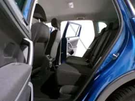 Volkswagen Tiguan (2016) thumbnail 21