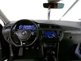 Volkswagen Tiguan (2016) thumbnail 17