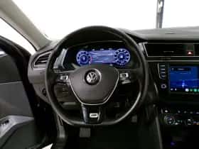Volkswagen Tiguan (2016) thumbnail 18