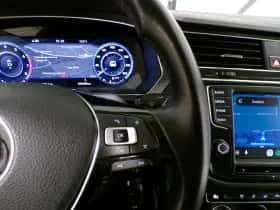 Volkswagen Tiguan (2016) thumbnail 23