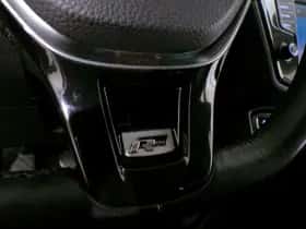 Volkswagen Tiguan (2016) thumbnail 24