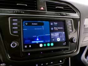 Volkswagen Tiguan (2016) thumbnail 25