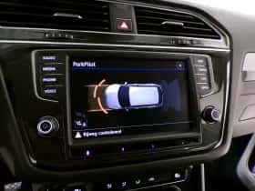 Volkswagen Tiguan (2016) thumbnail 27
