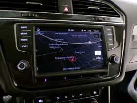 Volkswagen Tiguan (2016) thumbnail 28