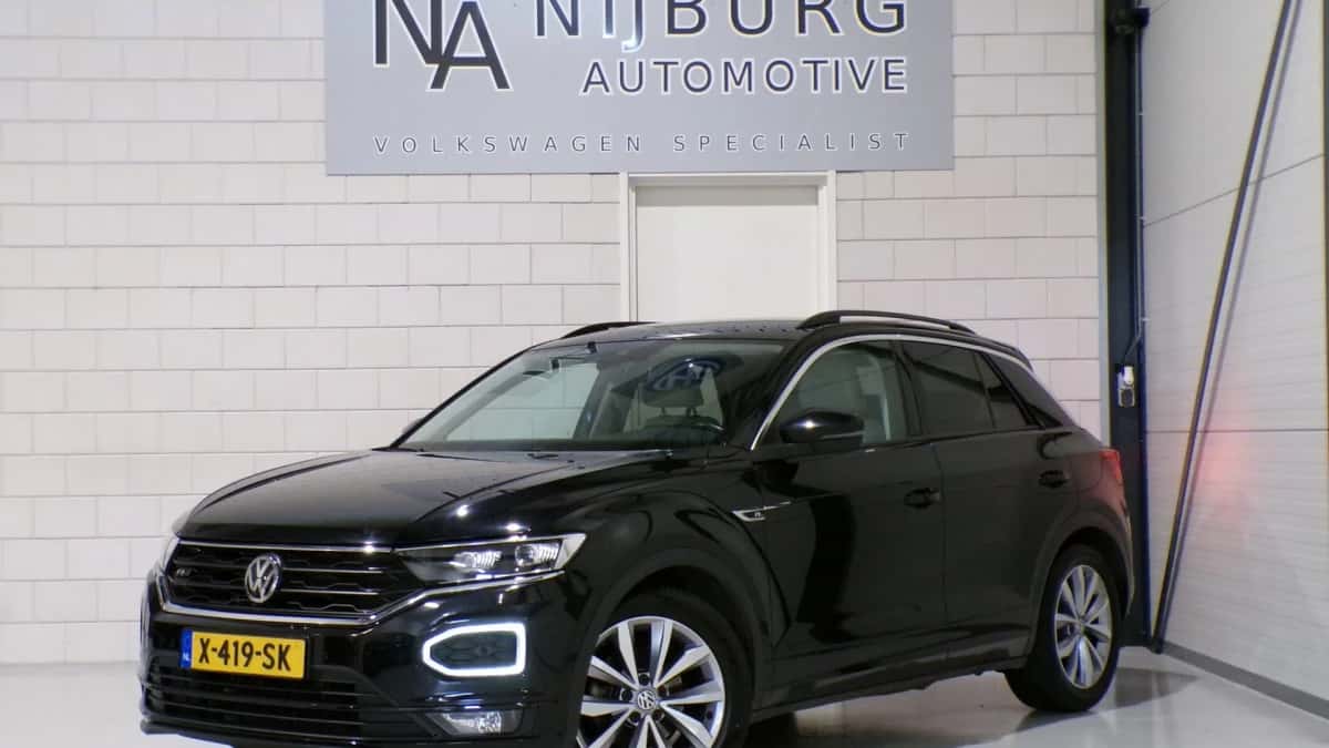 Volkswagen T-Roc (2018) — foto 1