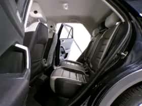 Volkswagen T-Roc (2018) thumbnail 32