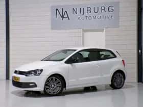 Volkswagen Polo (2013) thumbnail 2