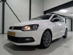 Volkswagen Polo (2013) thumbnail 21