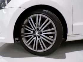 Volkswagen Polo (2013) thumbnail 6