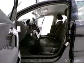 Volkswagen Polo (2014) thumbnail 16