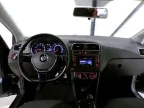 Volkswagen Polo (2014) thumbnail 9