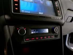 Volkswagen Polo (2012) thumbnail 14