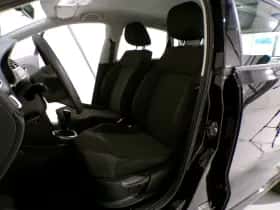 Volkswagen Polo (2012) thumbnail 16