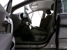 Volkswagen Polo (2012) thumbnail 17