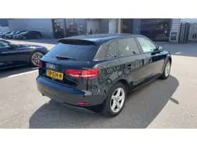 Audi A3 (2018) thumbnail 3