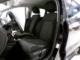 Volkswagen Polo (2010) thumbnail 21