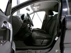 Volkswagen Polo (2010) thumbnail 22