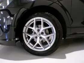 Volkswagen Polo (2010) thumbnail 6