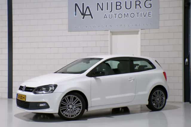 Volkswagen Polo (2013) thumbnail 2