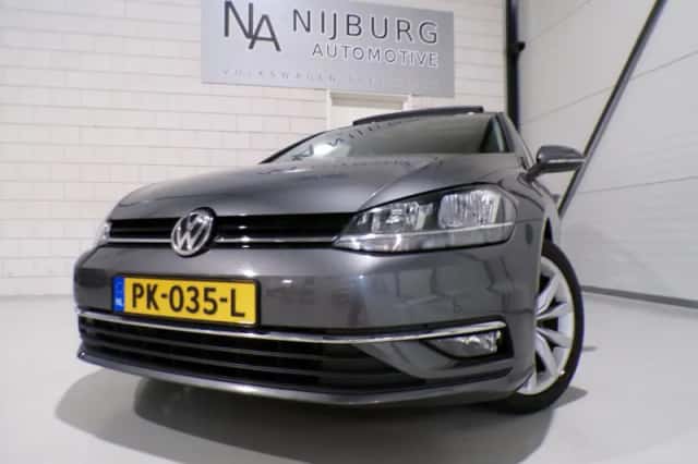 Volkswagen Golf (2017) thumbnail 5