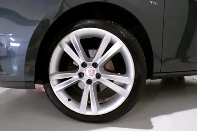 SEAT Ibiza (2011) thumbnail 6