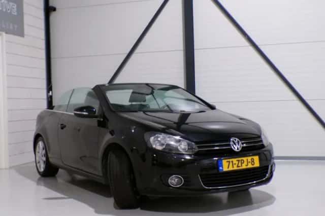 Volkswagen Golf (2012) thumbnail 4