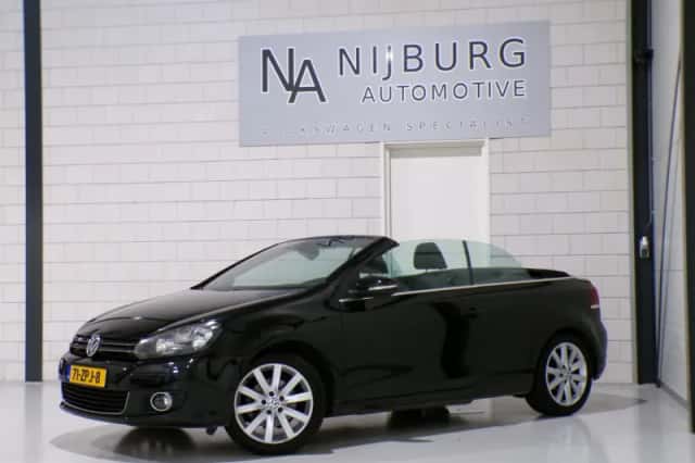 Volkswagen Golf (2012) thumbnail 2